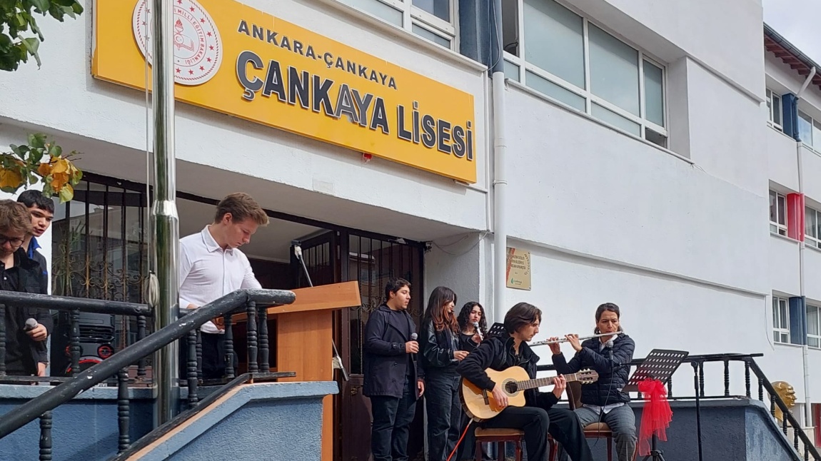 Ankara'nın Başkent Oluşunun 102.Yılı Okulumuzda Yapılan Törenle Kutlandı.